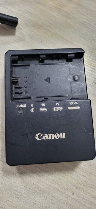 Зарядное устройство для LP-E6