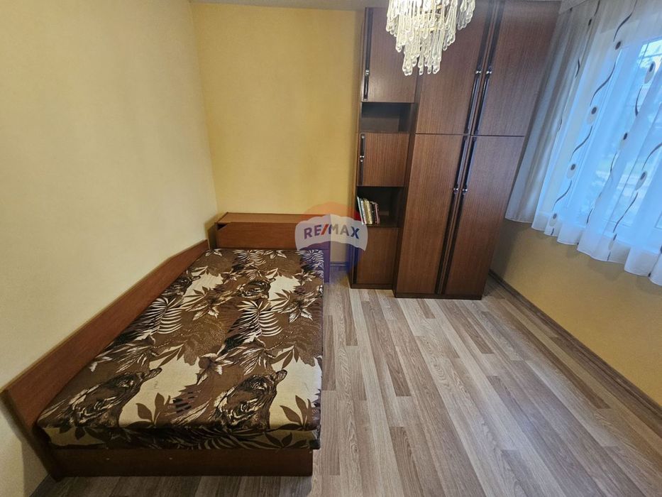 Дава се под наем Тристаен апартамент в Варна, Възраждане 1 - 95 кв.м за 433.5 € - Снимка #11