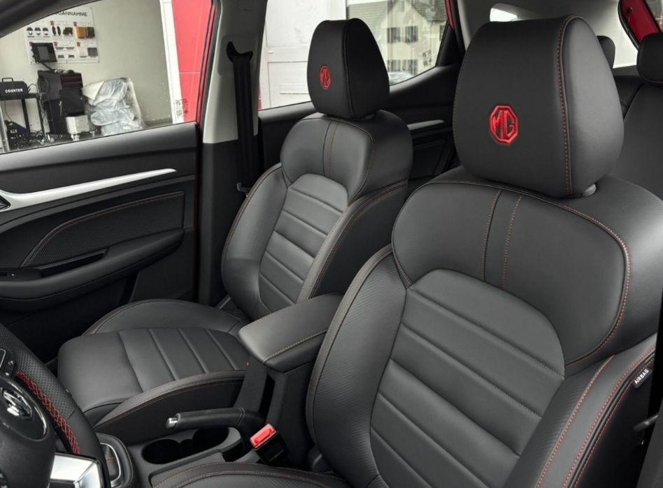 MG ZS 1.0 T-GDi 6MT 111CP Exclusive Hexton Orange, Panorama