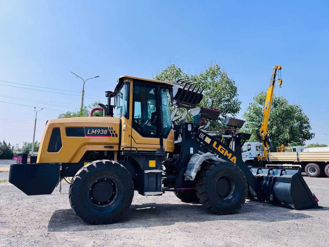 Погрузчик Lugong LM 938