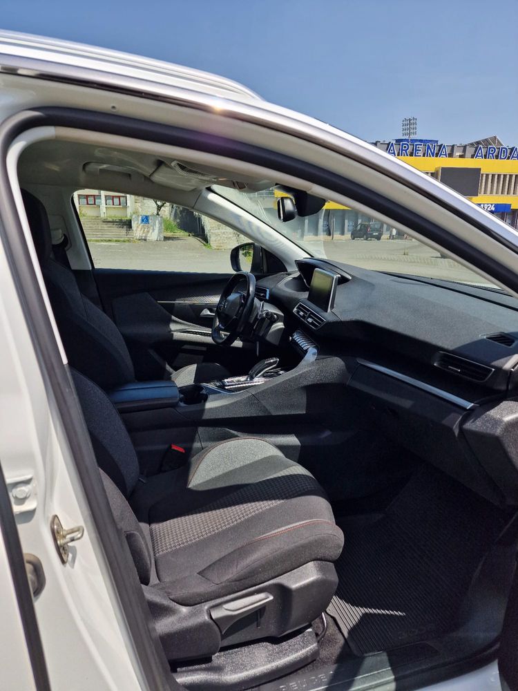 Peugeot 3008 1.5 Diesel / 2019 /