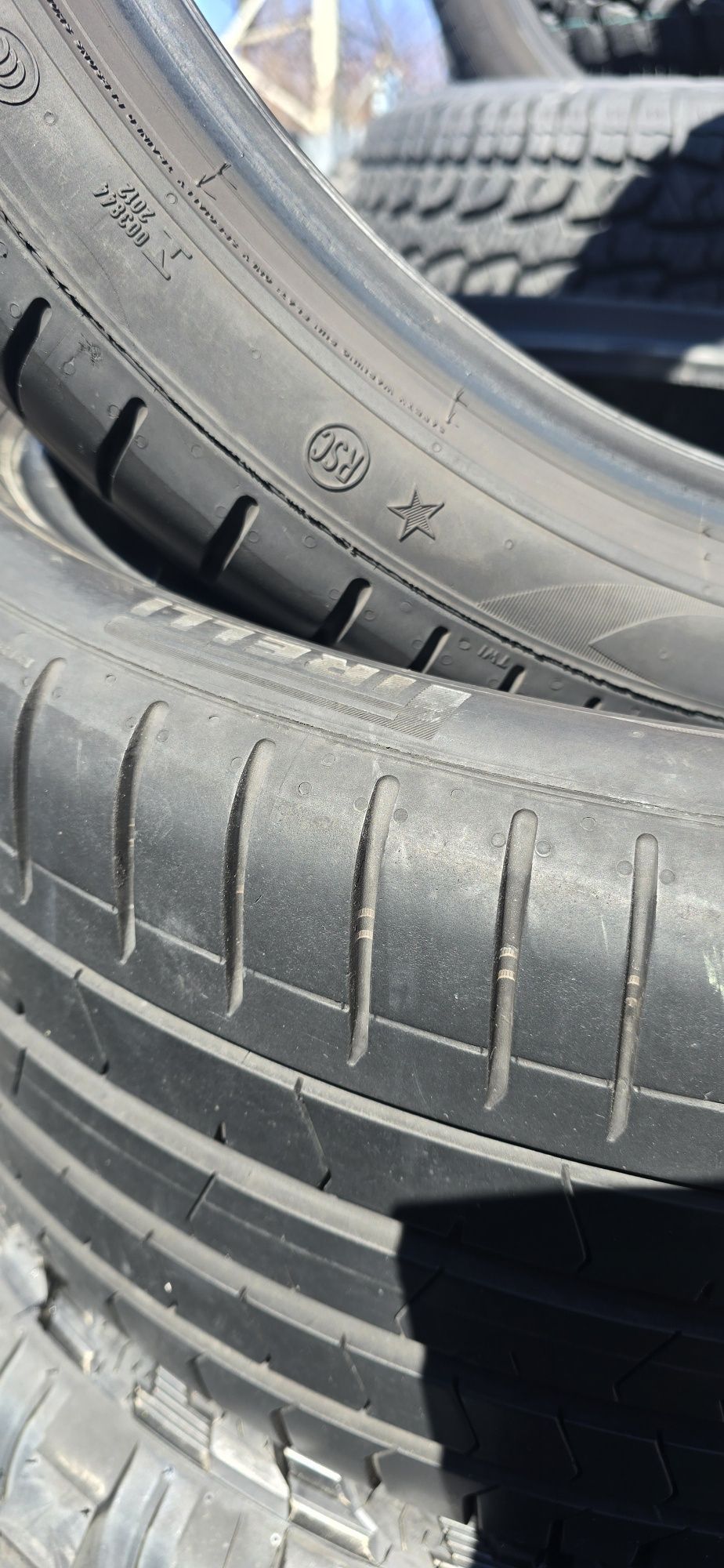 255 35 19 2бр 225 40 19 1бр летни гуми Pirelli pZero pz4 RFT
