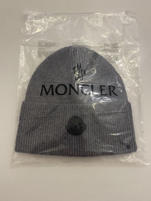 Шапка мужская Moncler