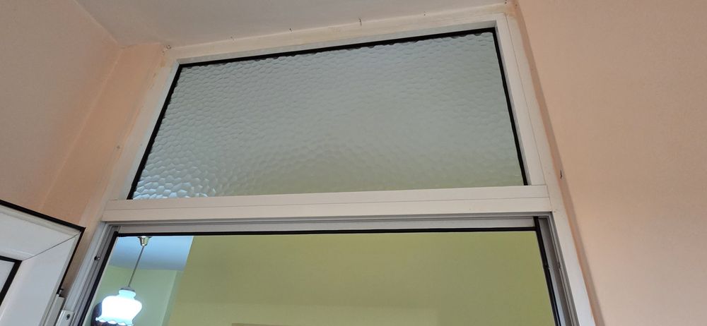 4 броя алуминиеви врати