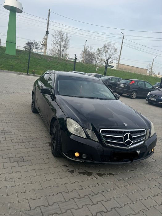 Vand  sau schimb e220!!