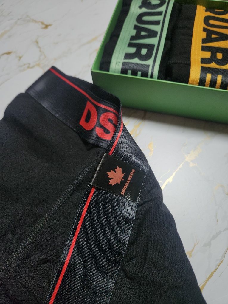 Dsquared боксерки 3бр в кутия