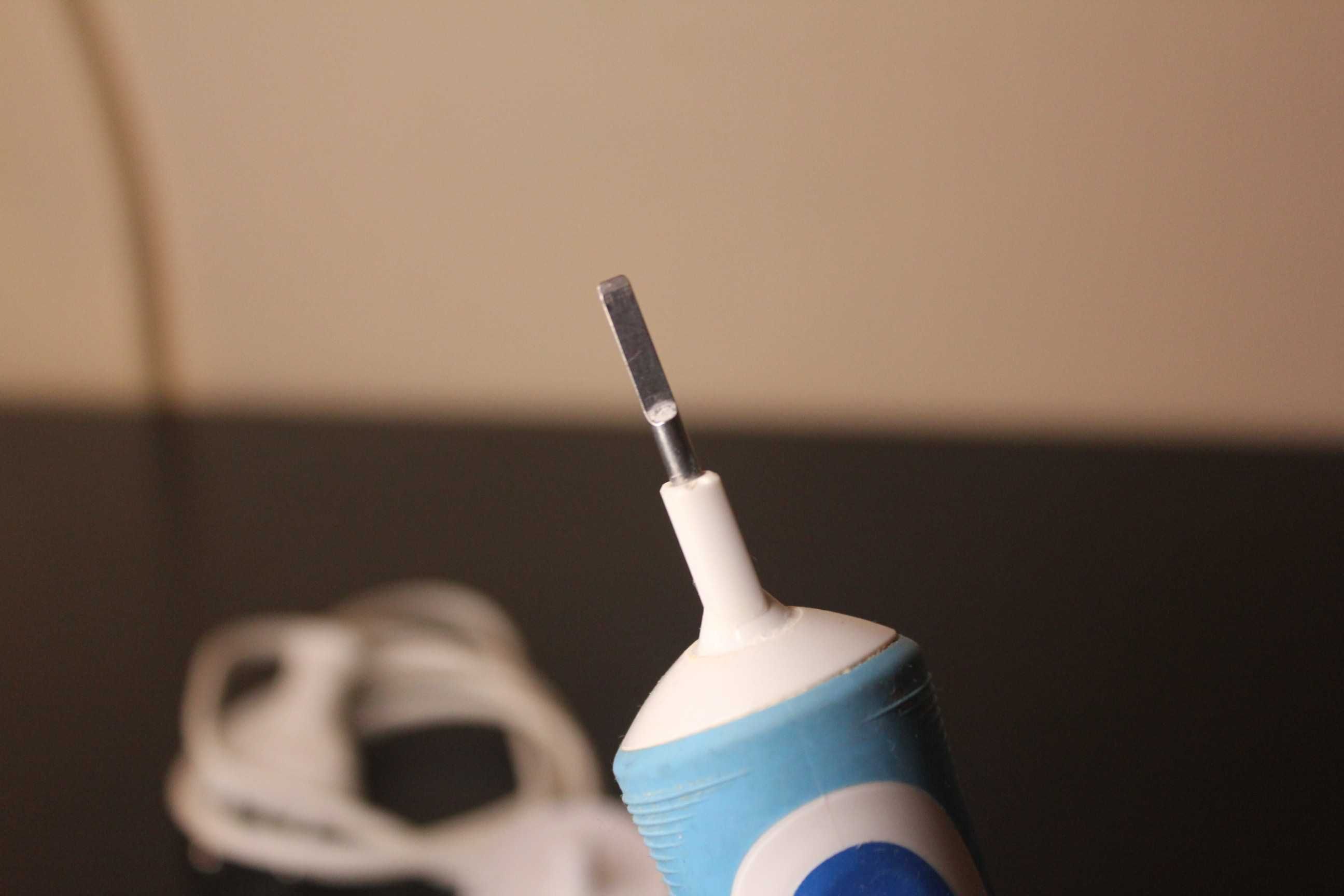 Електрическа четка Oral-B