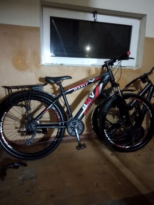 Продается велосипед в хорошем состояние размер 24