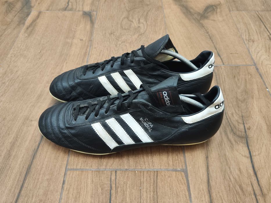 Футболни обувки Adidas Copa Mundial