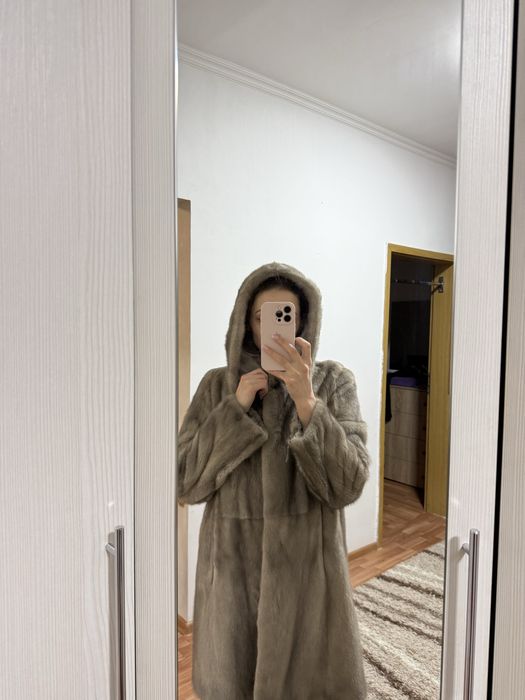 Норковая шуба в отличном состоянии
