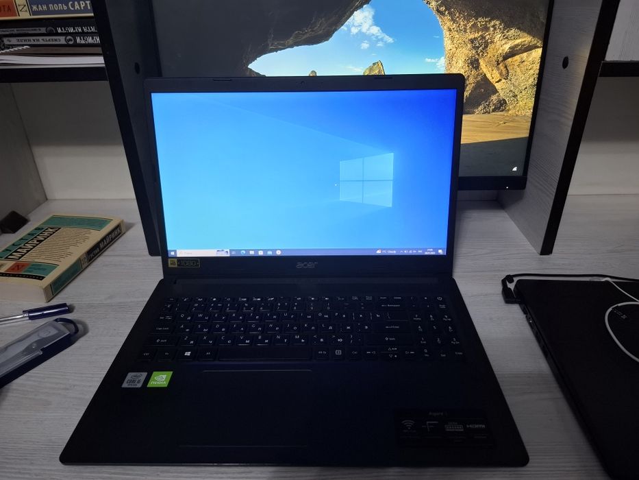 СРОЧНО ПРОДАЁТСЯ ноутбук Acer Aspire 3 core I5 8GB/1TB