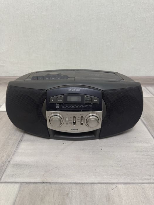 Магнитофон рабочий