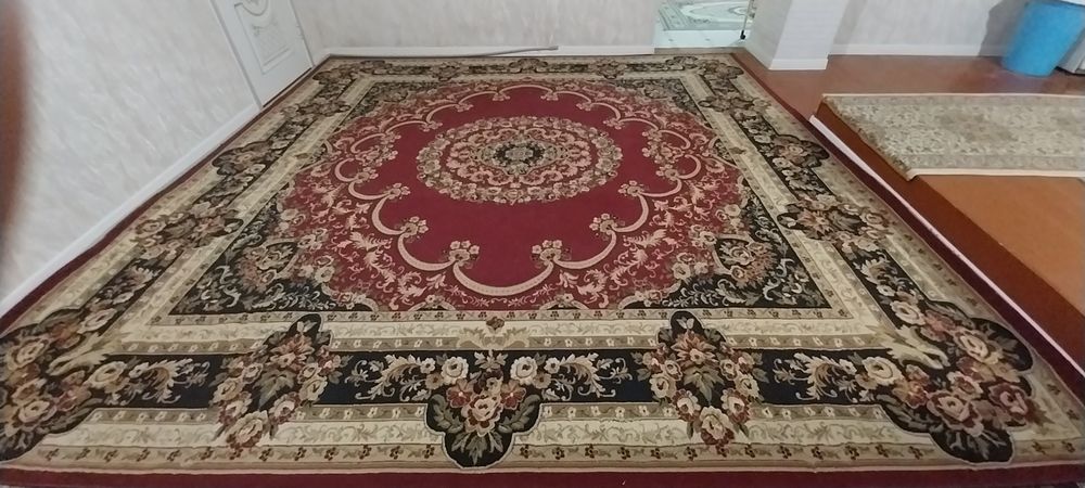 Кілем сатылады!!