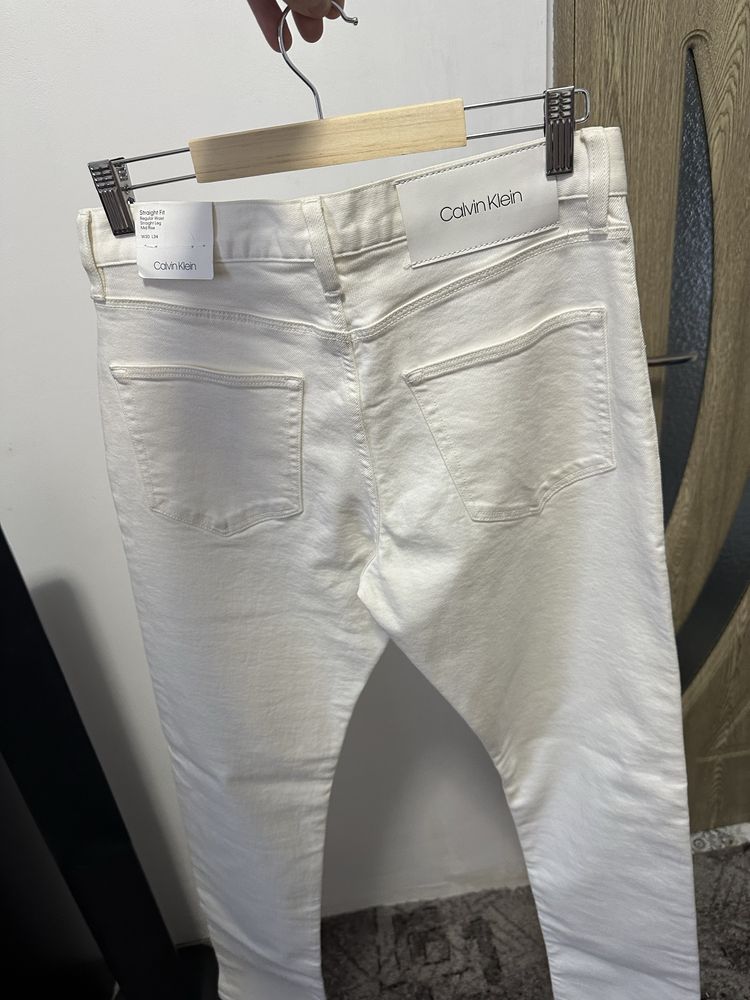 Pantaloni blugi Calvin klein