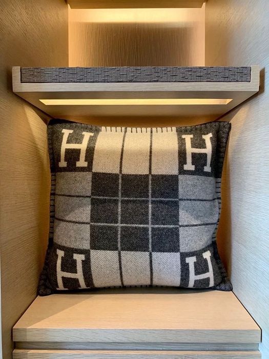 Hermes Одеяло и Възглавница