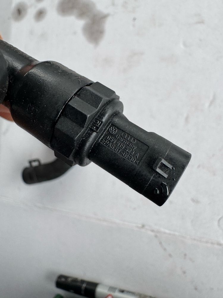 Senzor temperatura combustibil motorina furtune pompa injectie CRLB