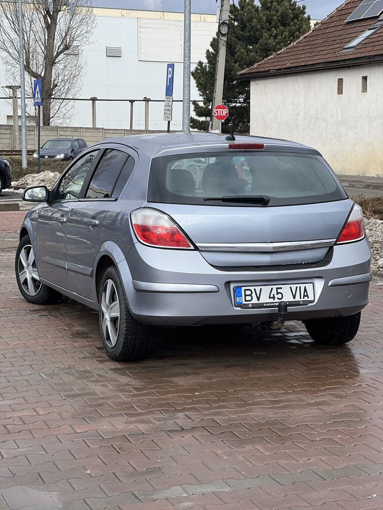 Opel Astra H 1.9 150cp