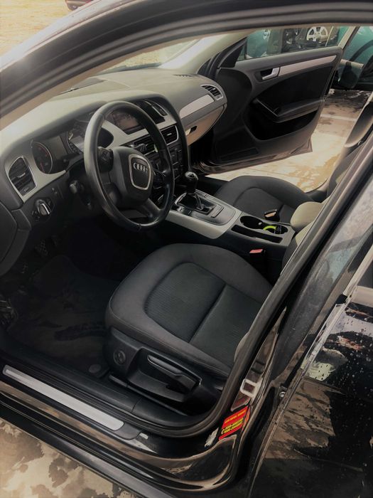 Vand Audi A4 B8 2010