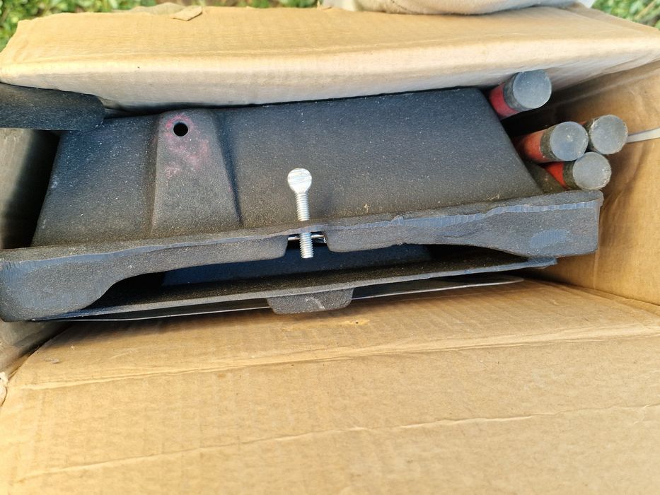 Grătar din FONTA original LANDMANN cu rotisor