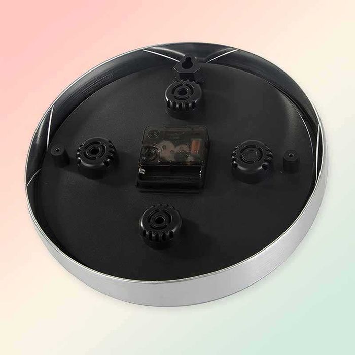 Флуоресцентен стенен часовник 30 см със светещи в тъмното цифри