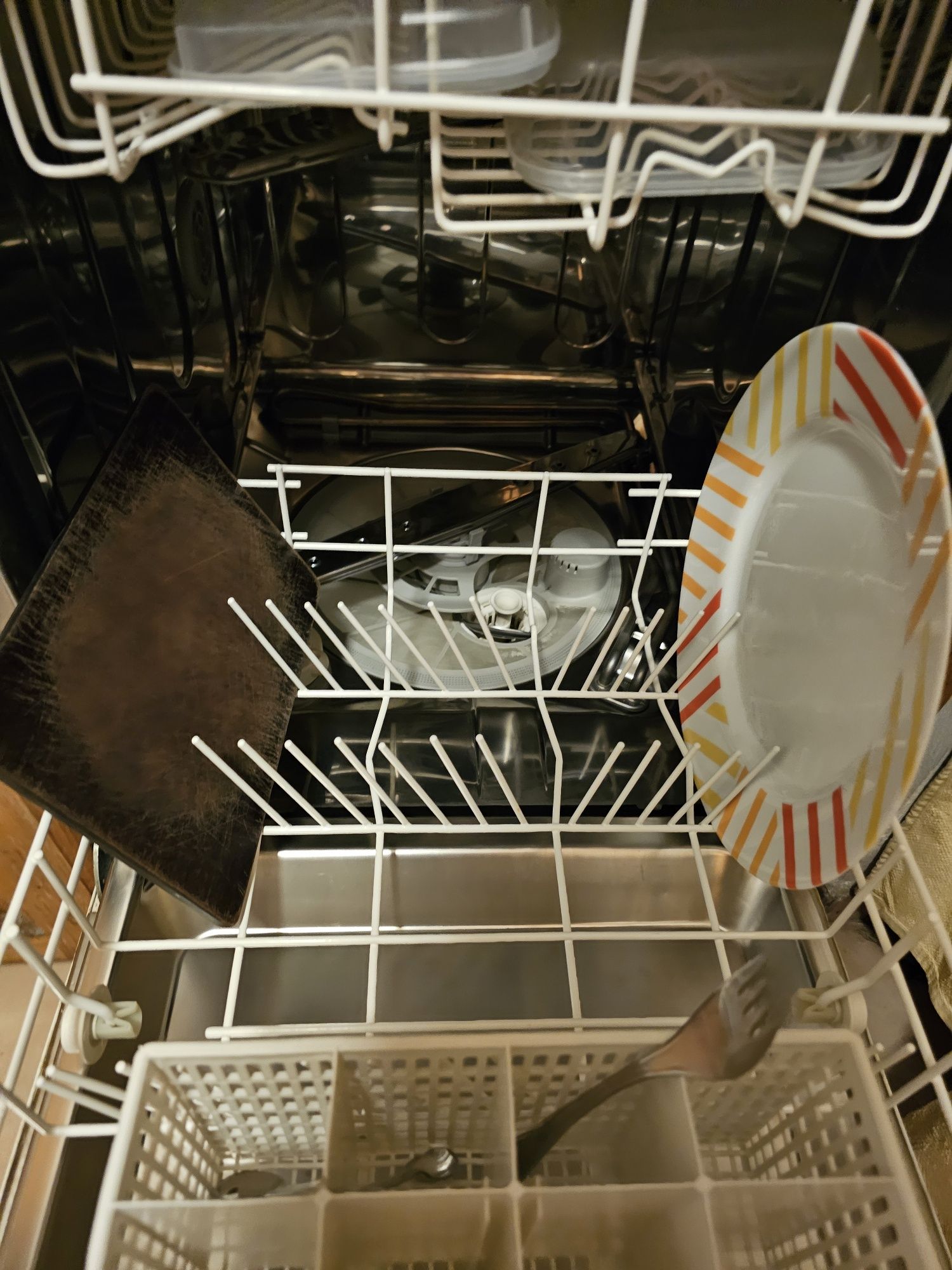 Продавам миялна машина Zanussi