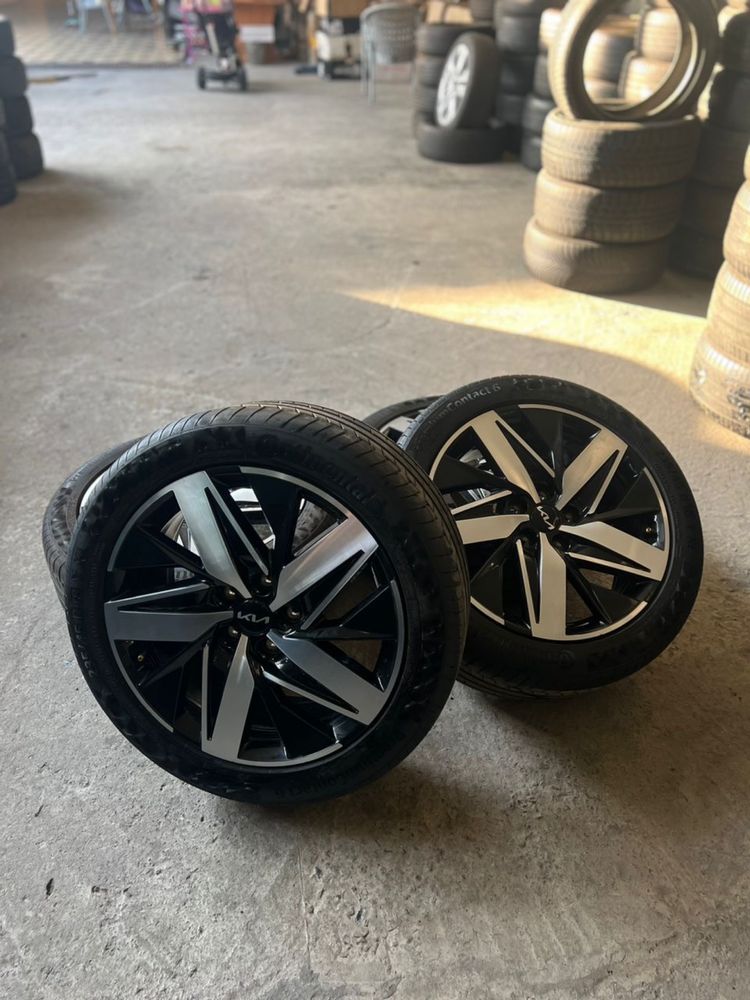 Диски с шинами Kia R18