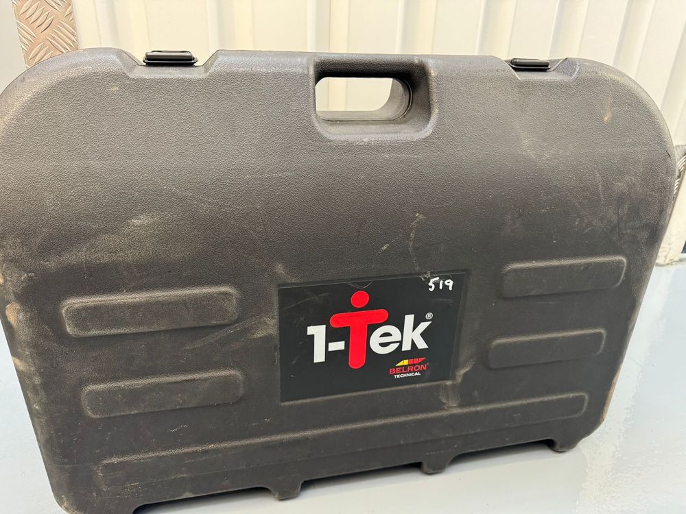 1-Tek/ система лапи за поставяне стъкла на коли