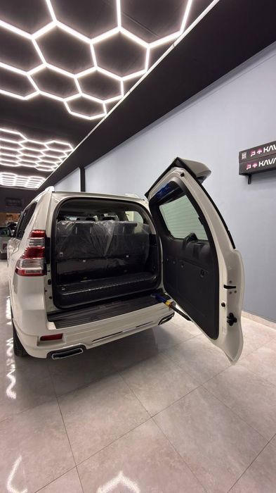 Toyota Land Cruiser 150