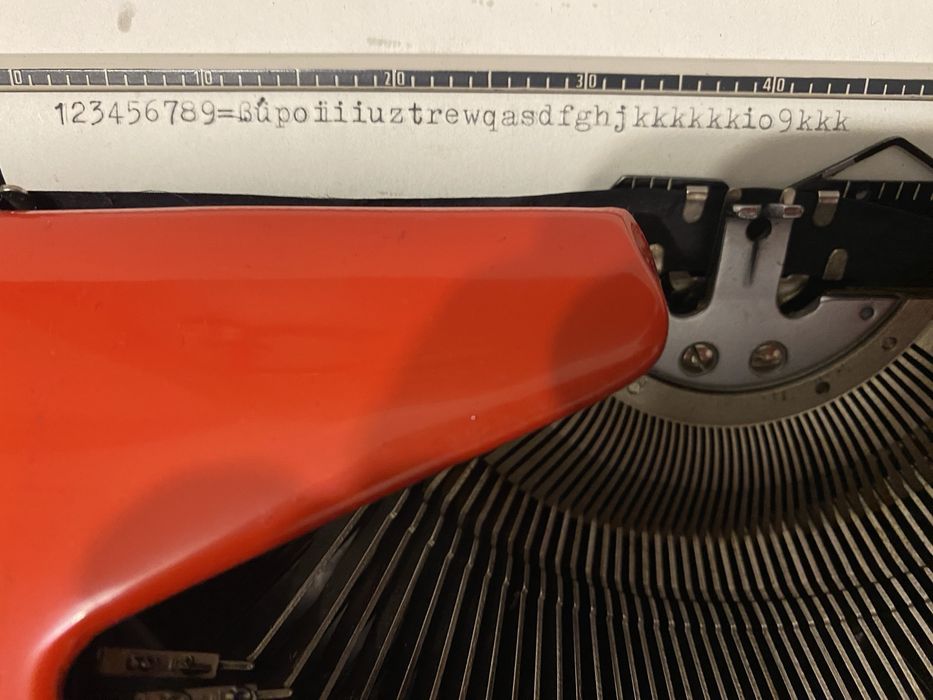 Masina de scris tippa