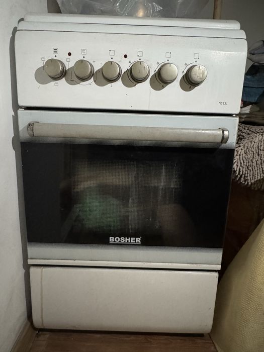 Продам духовку в хорошем состоянии.