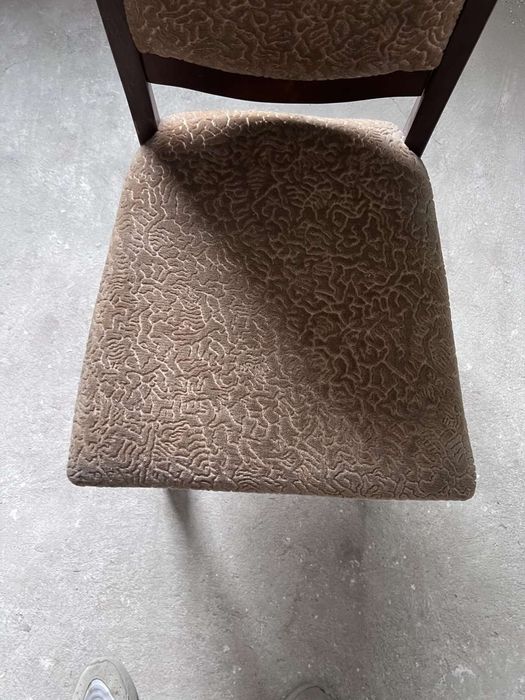 6 бр. стари масивни столове