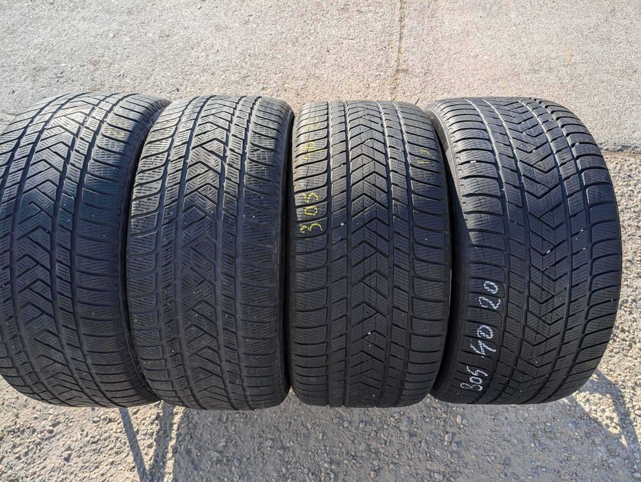 SET 4 Anvelope Iarna 275/45 R20 + 305/40 R20 PIRELLI SET Mercedes