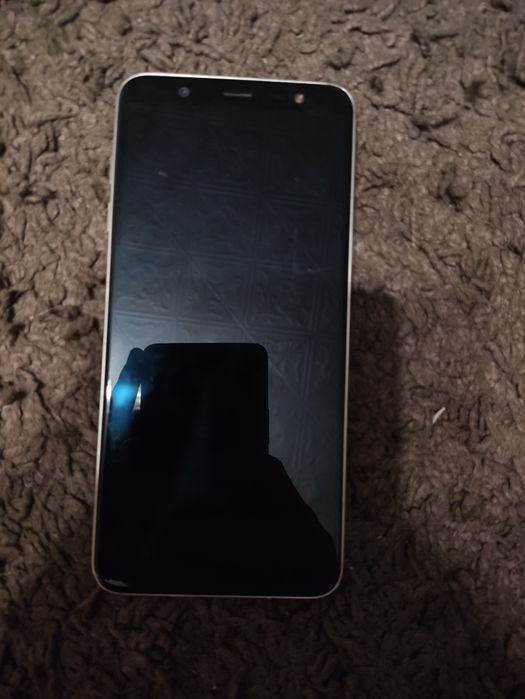 Самсунг j8 32гб оперативки