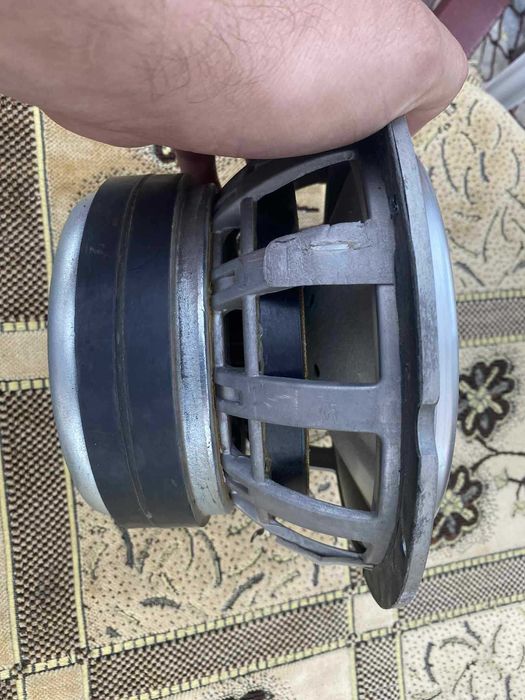 Boxa activa, Boxa Pasiva + Difuzor Subwoofer Bowers & Wilkins