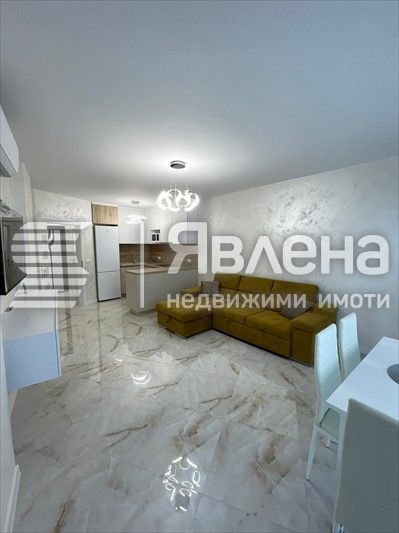 Новообзаведен апартамент с гледка море