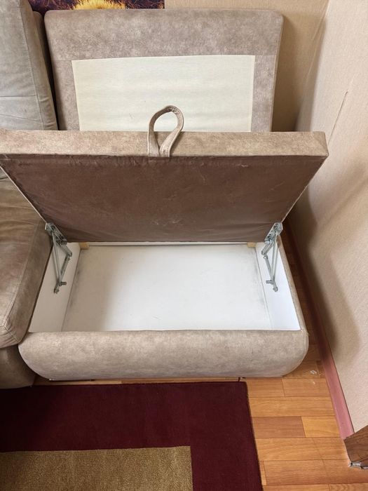 Продам диван с креслом