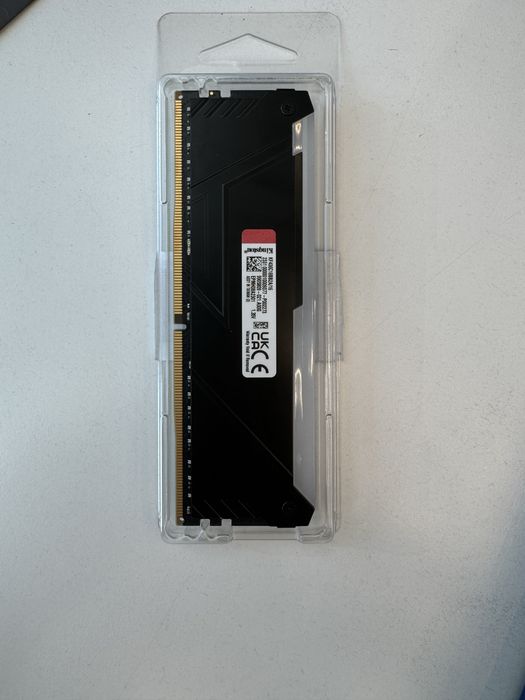 Оперативная память Kingston Fury RGB DDR4 16Gb