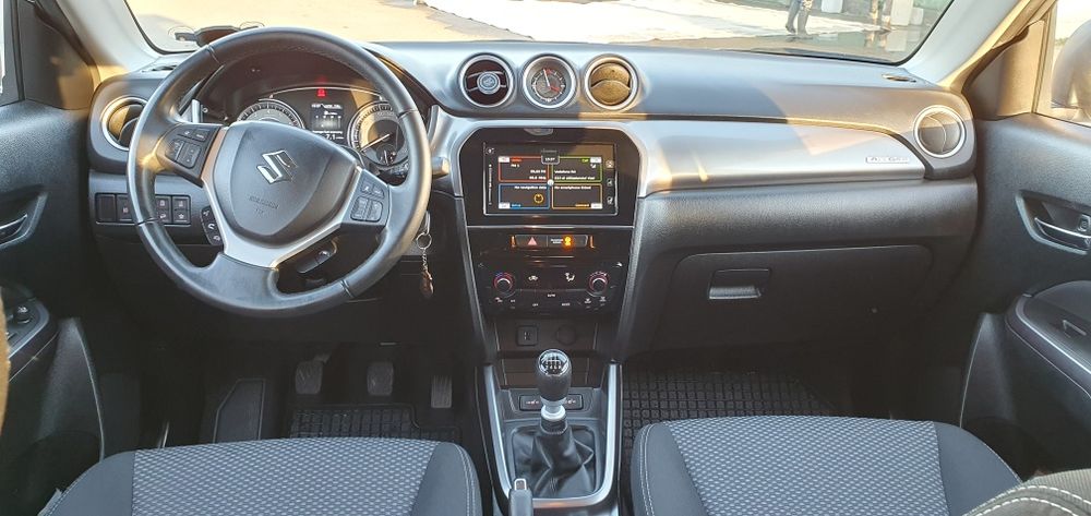Suzuki Vitara Mild-Hybrid Allgrip 4x4, varianta Passion Decembrie 2020