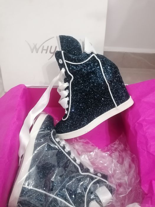 Snekersi Why cu paiete și platforma