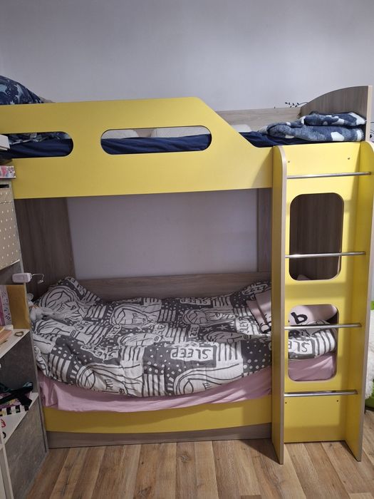 Детско двуетажно легло