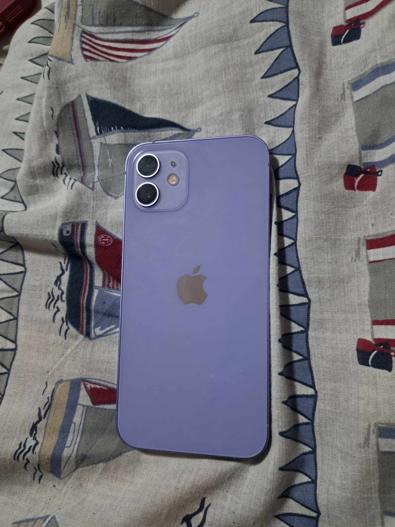 iPhone 12 84% 64gb
