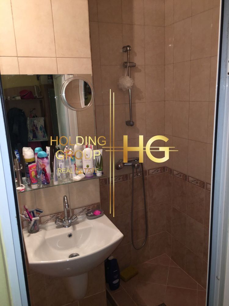 Продава се Тристаен апартамент в Варна, Младост 1 - 90 кв.м за 1989 €/кв.м - Снимка #5