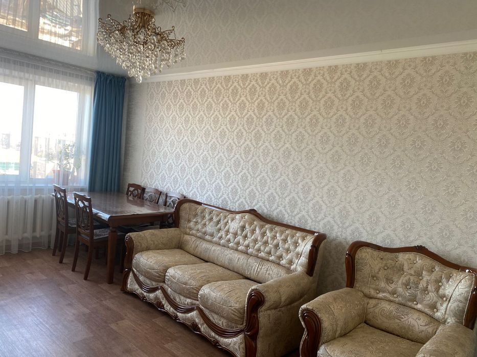 Срочно Продам диван с креслом!!!