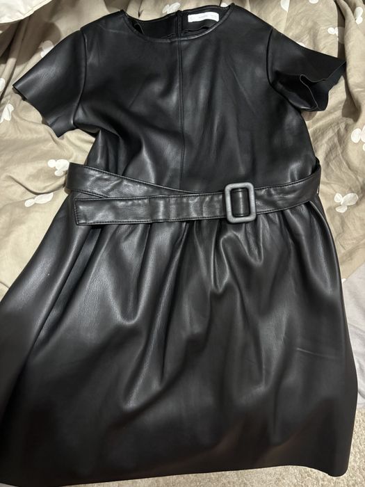 Vand rochie Mango!!!