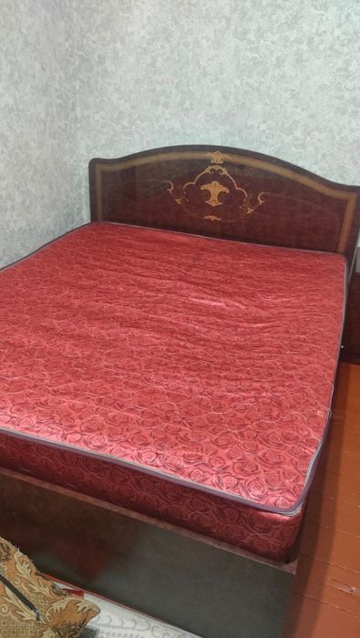 Кровать двухспальная