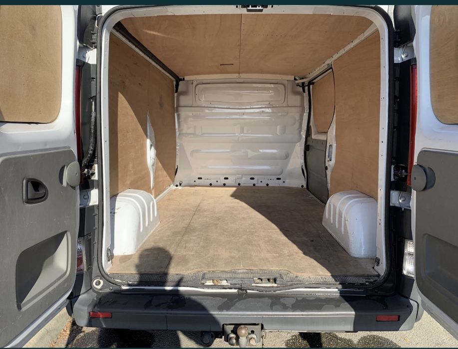 Inchirieri dube / autoutilitare 3,5 tone