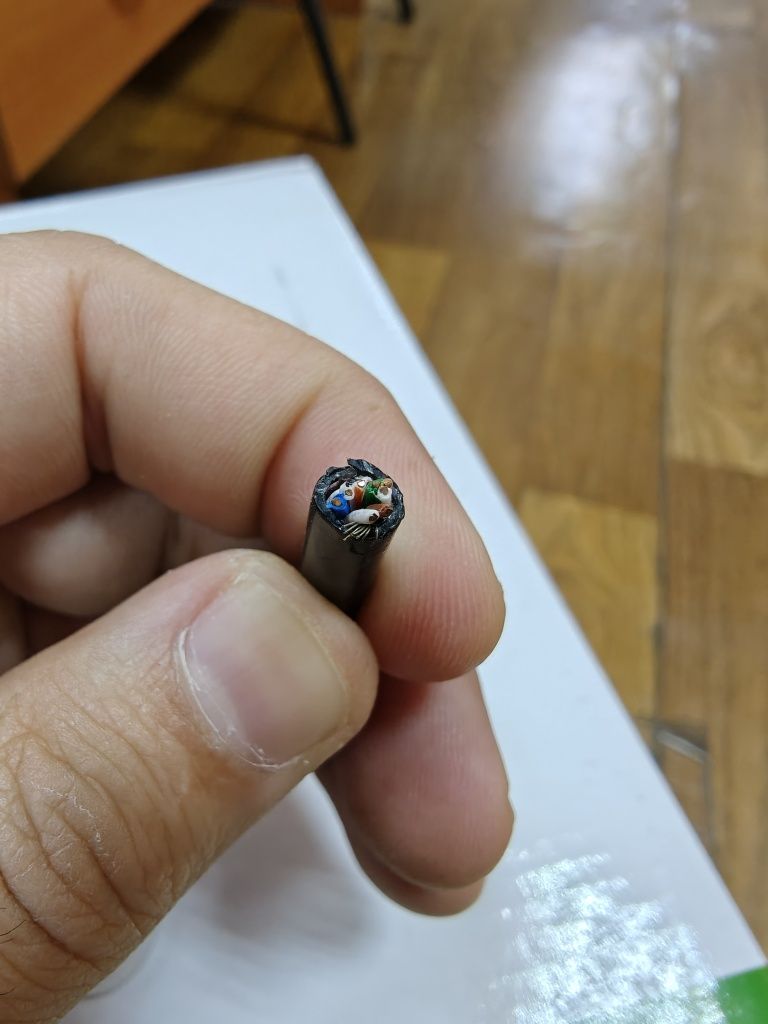 Продам сетевой кабель COMTEQ-FTP-Cat.5e-4x2x0.51