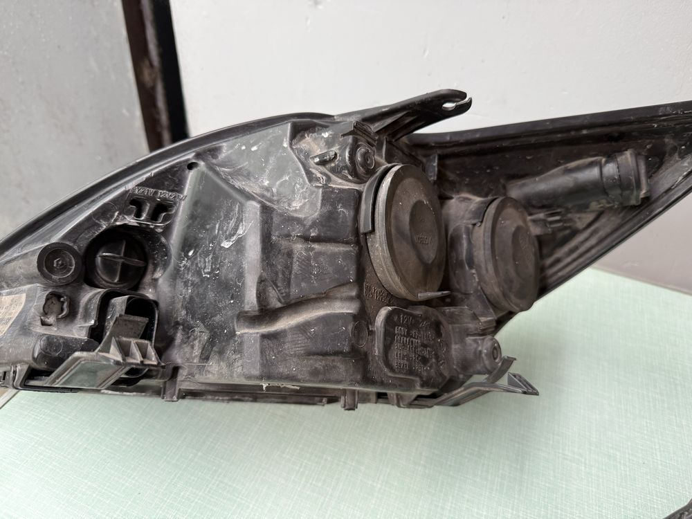 Фарове за Ford Focus 2008-2012