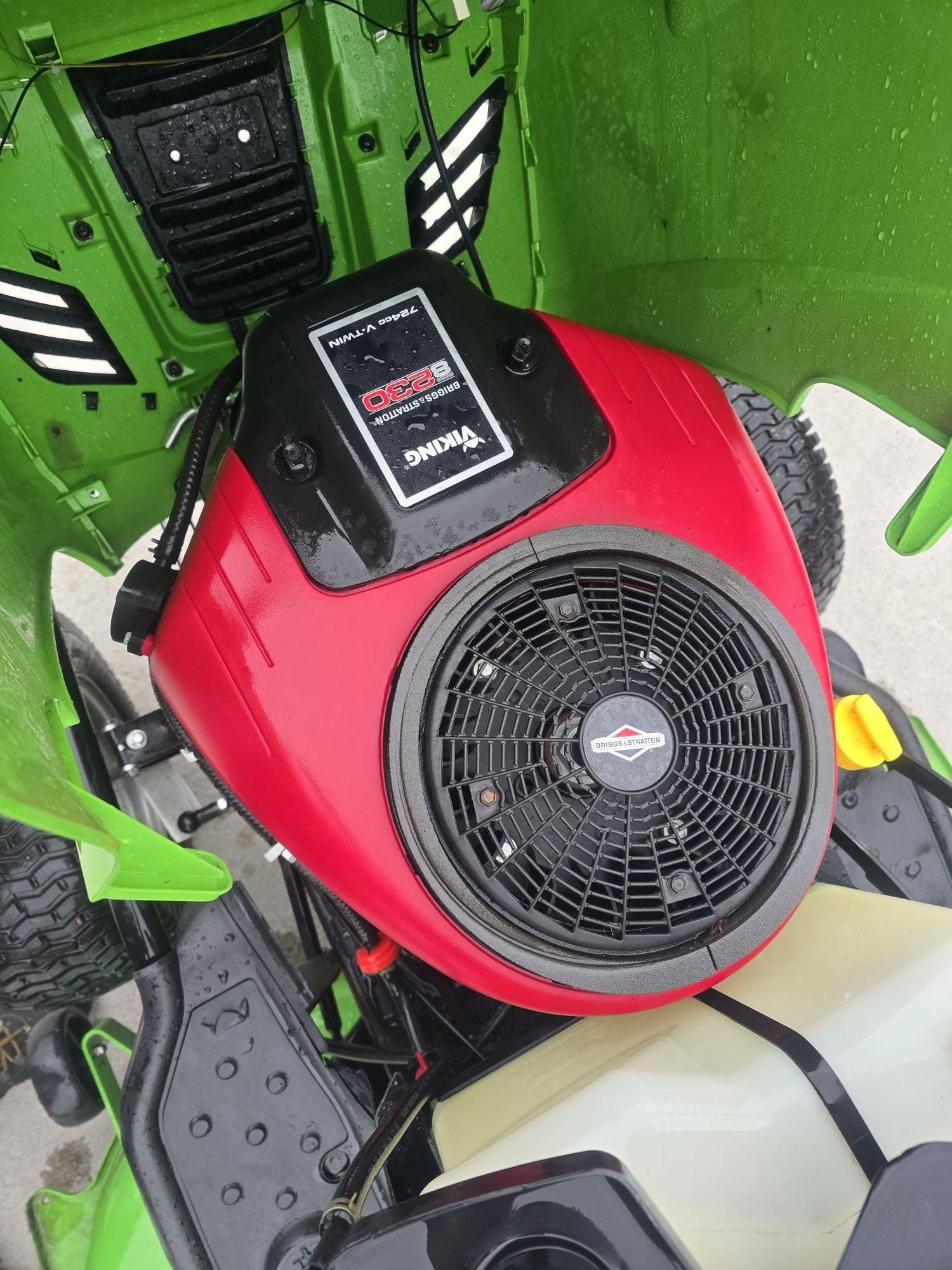 Tractoras Viking 23 cp an 2016