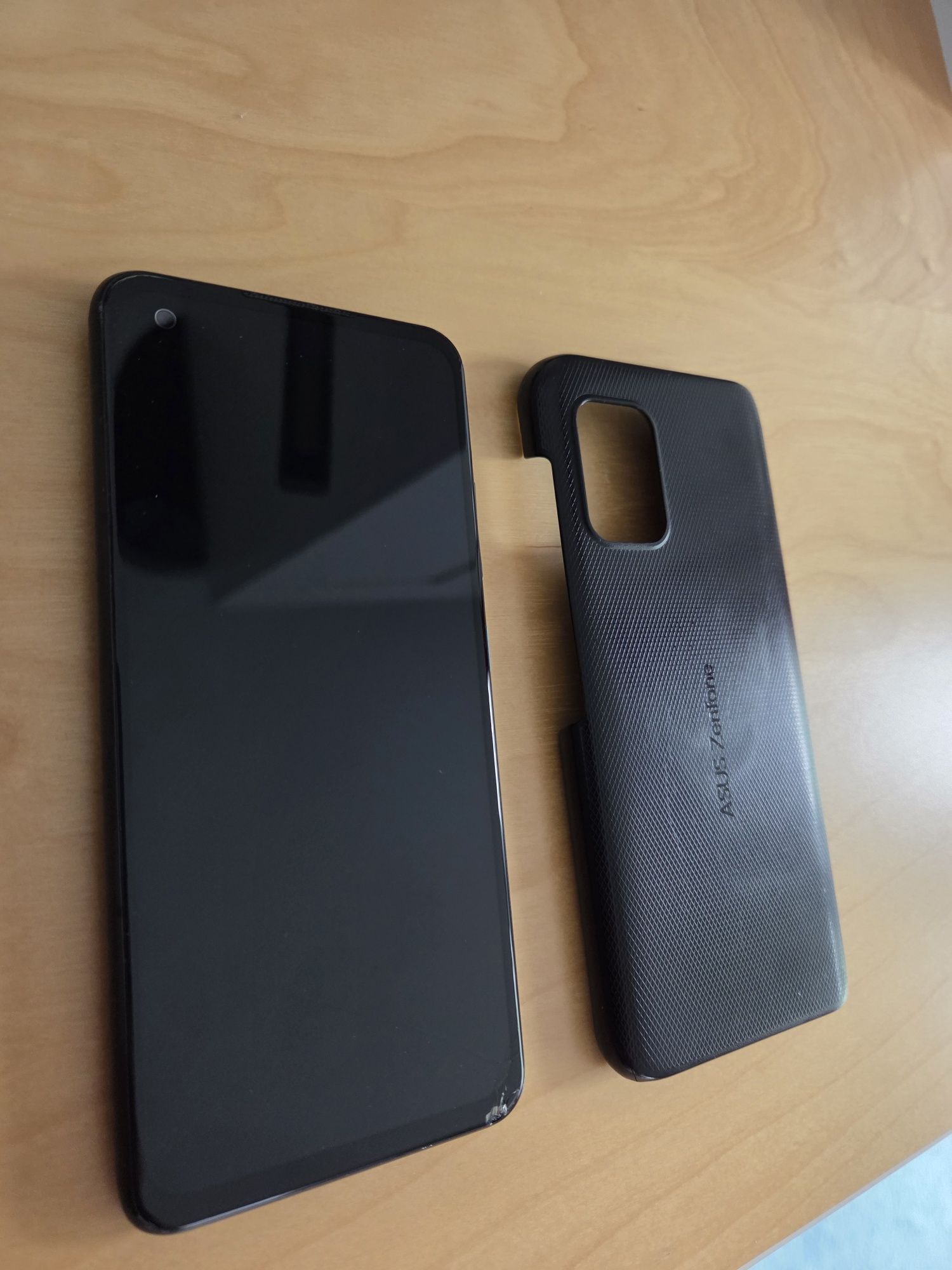 Vand Asus Zenfone 8 8/256gb 5.9"